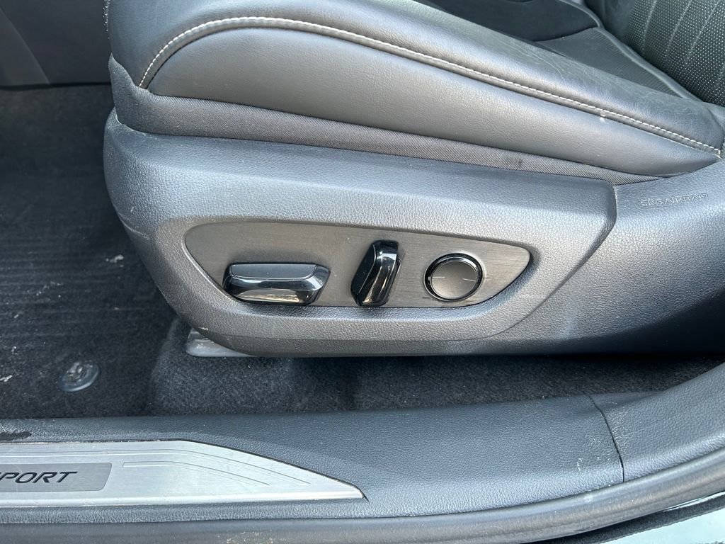 Used 2023 Lexus RX 500h F Sport w/ Cold Area Package image 21