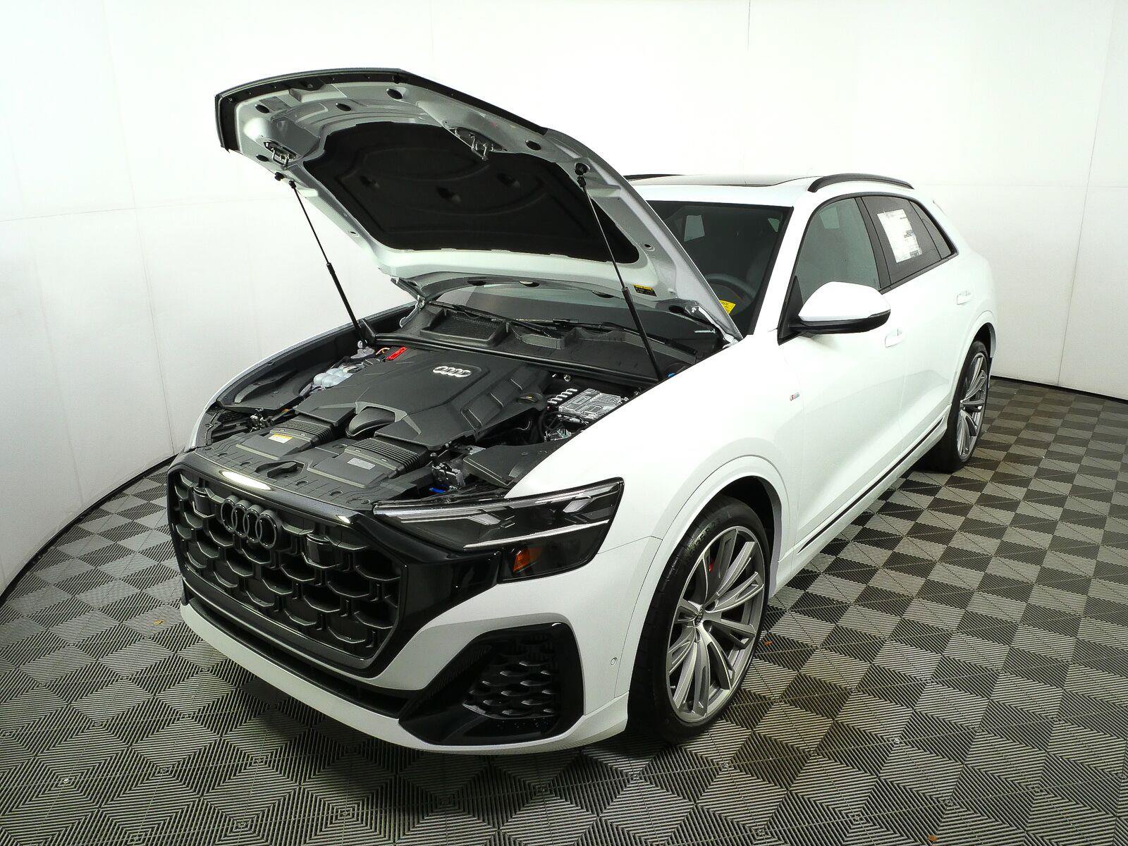 New 2027 Audi Q8 Prestige AWD/4WD image 33