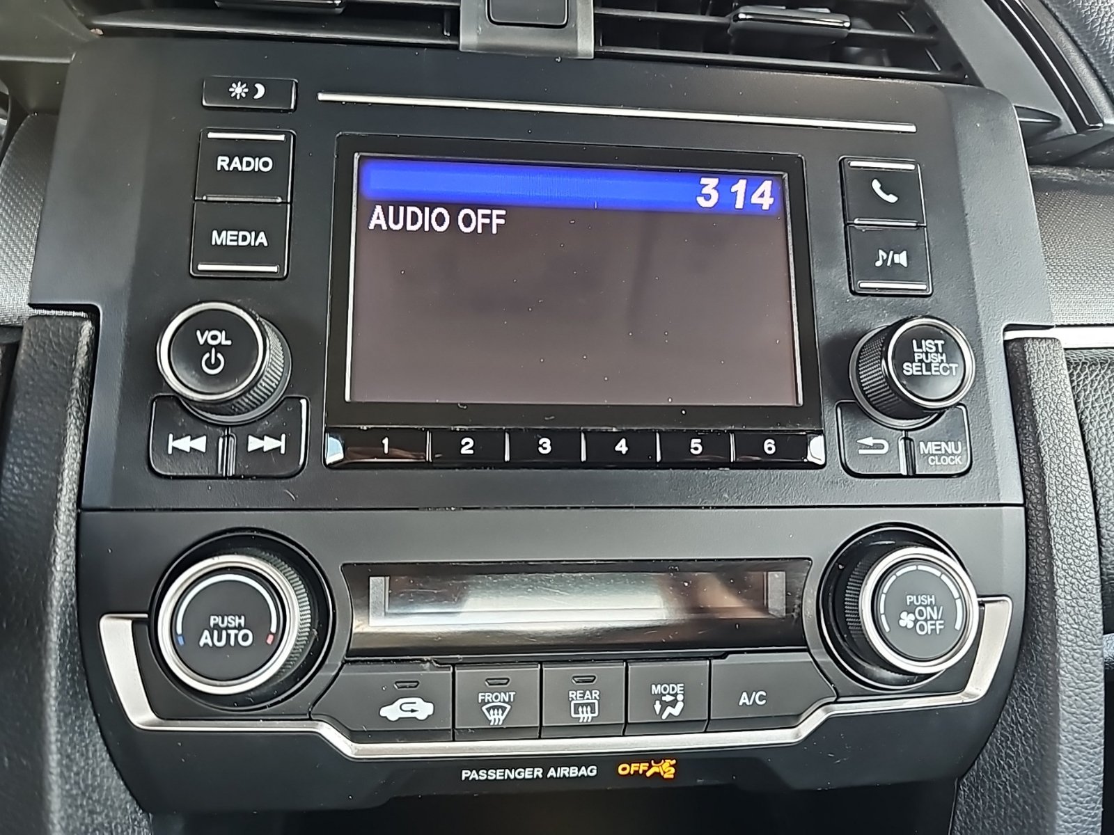 Used 2018 Honda Civic LX image 23