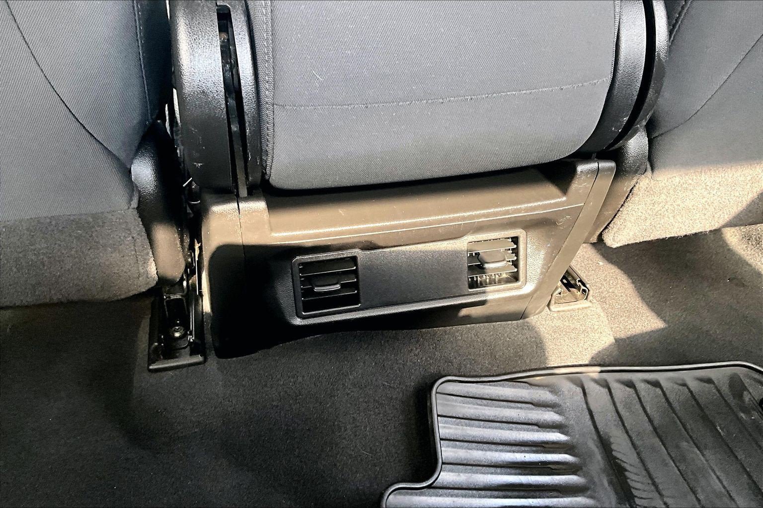 Used 2021 Chevrolet Silverado 1500 Custom AWD/4WD image 30