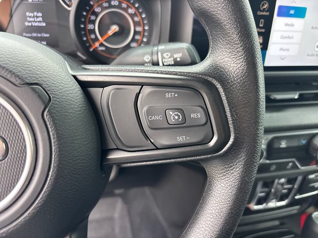 Used 2025 Jeep Wrangler Unlimited Sport AWD/4WD image 19