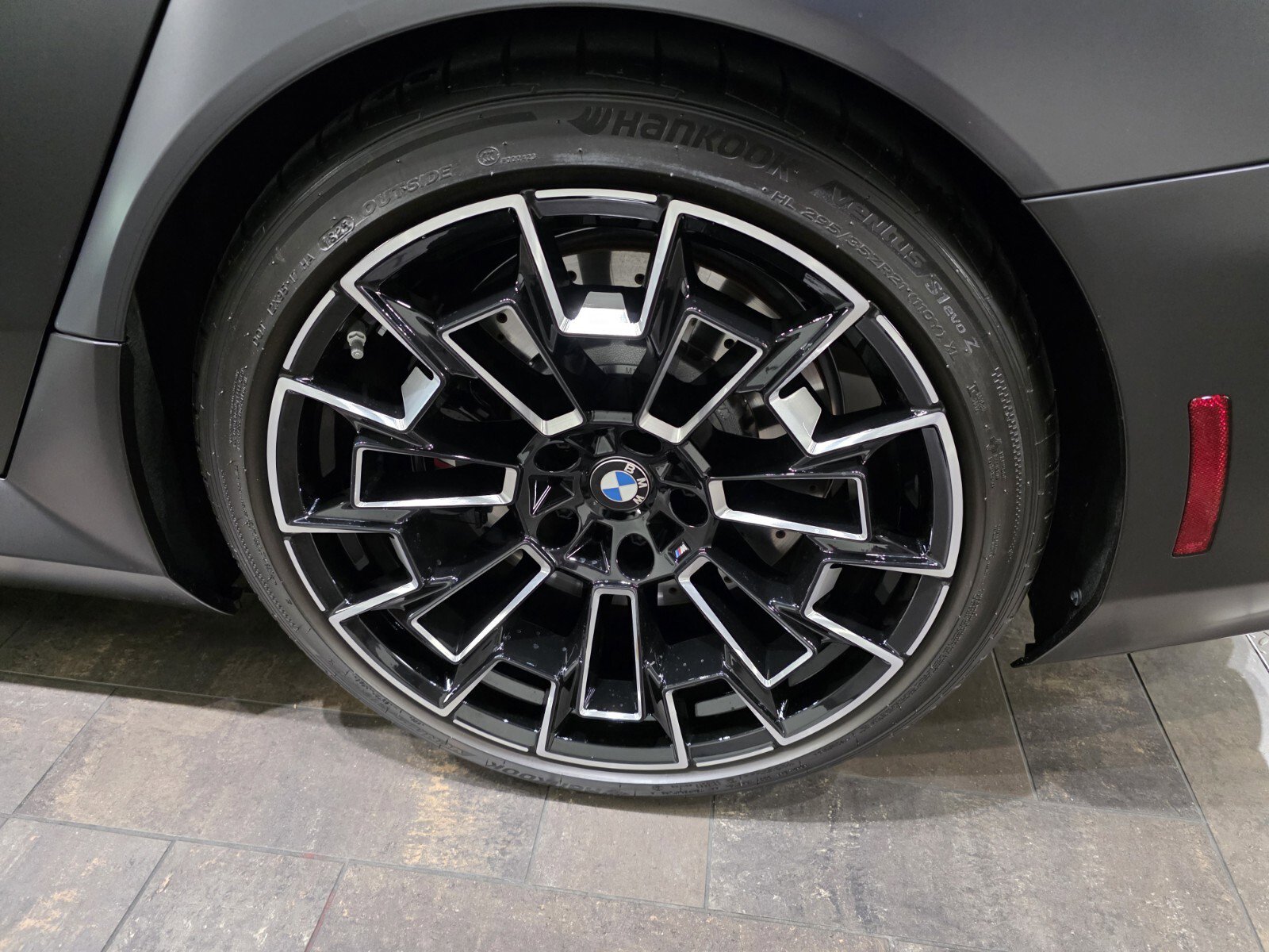 Used 2025 BMW M5 Touring image 14