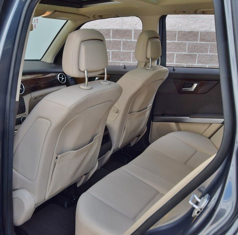 Used 2015 Mercedes-Benz GLK 350 4MATIC image 34