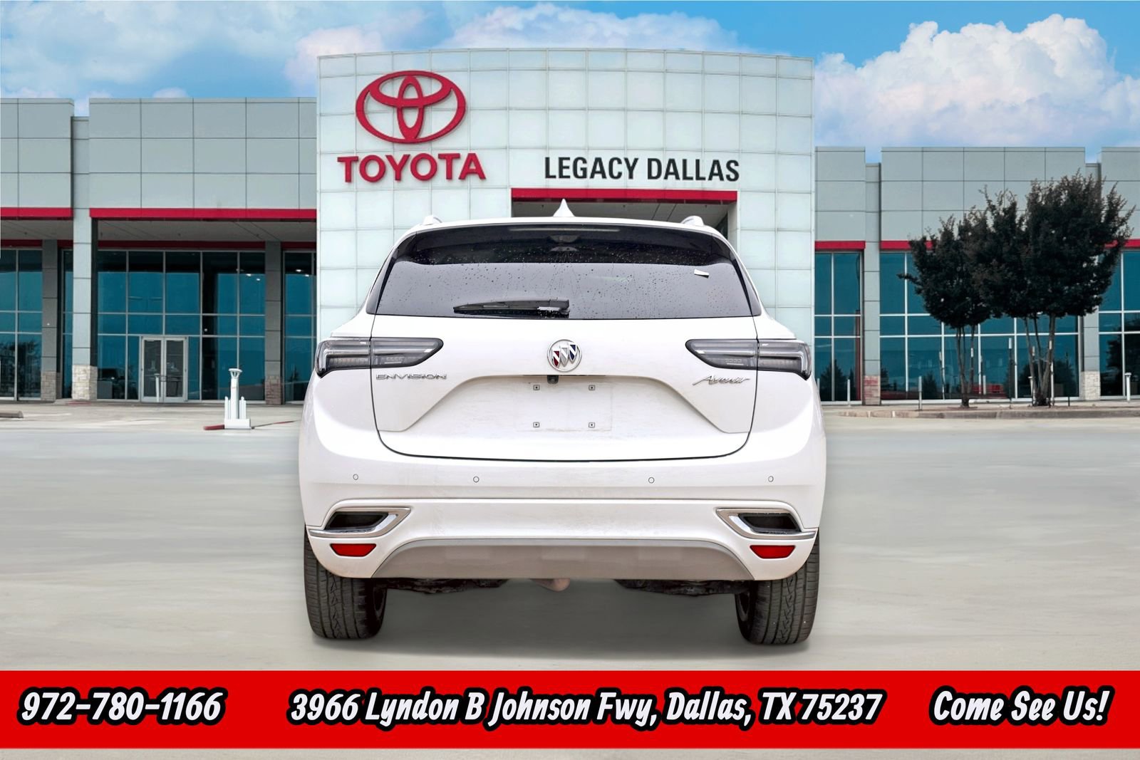 Used 2022 Buick Envision Avenir w/ Technology Package II image 8