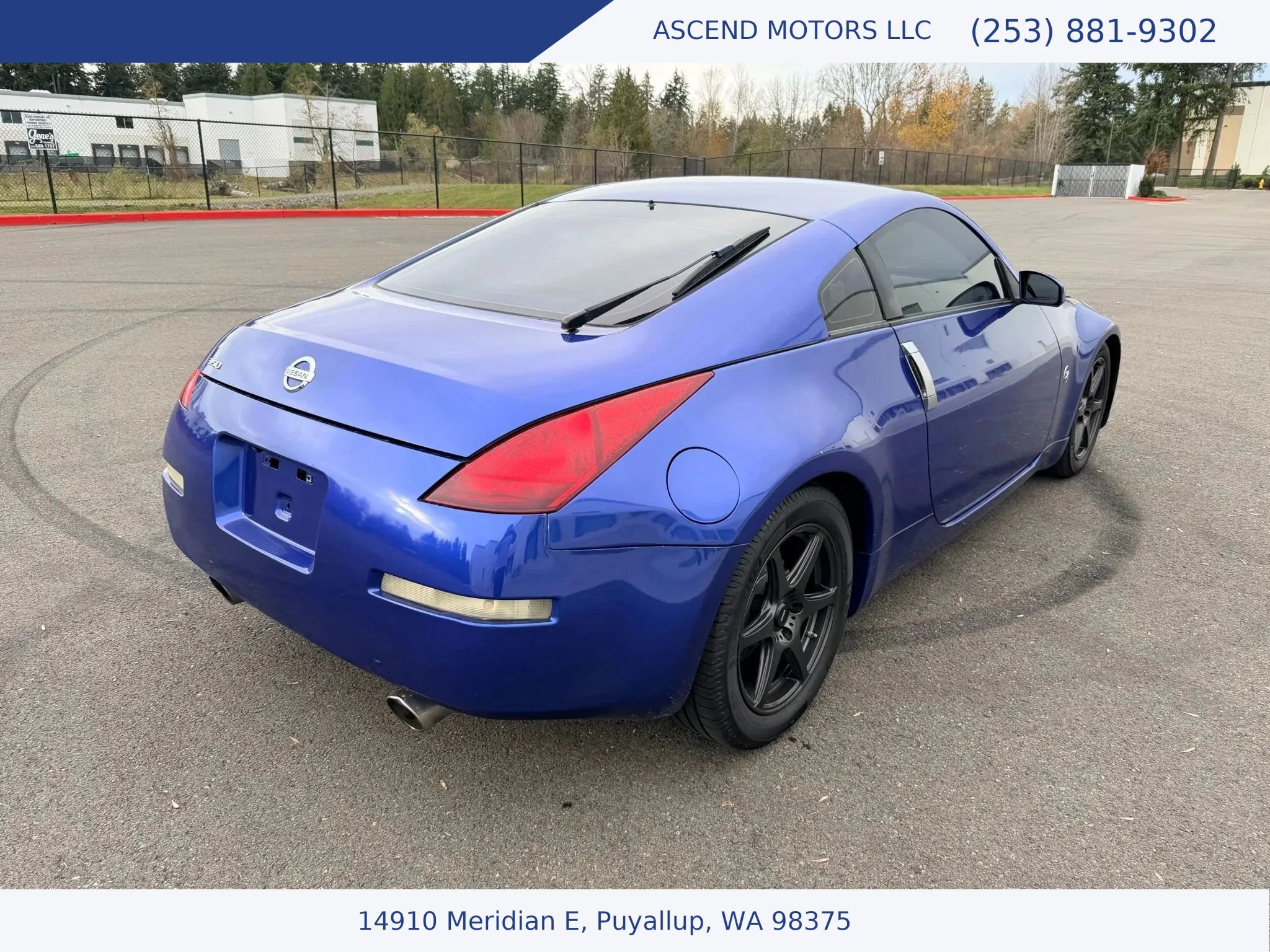 Used 2005 Nissan 350Z Enthusiast RWD image 5