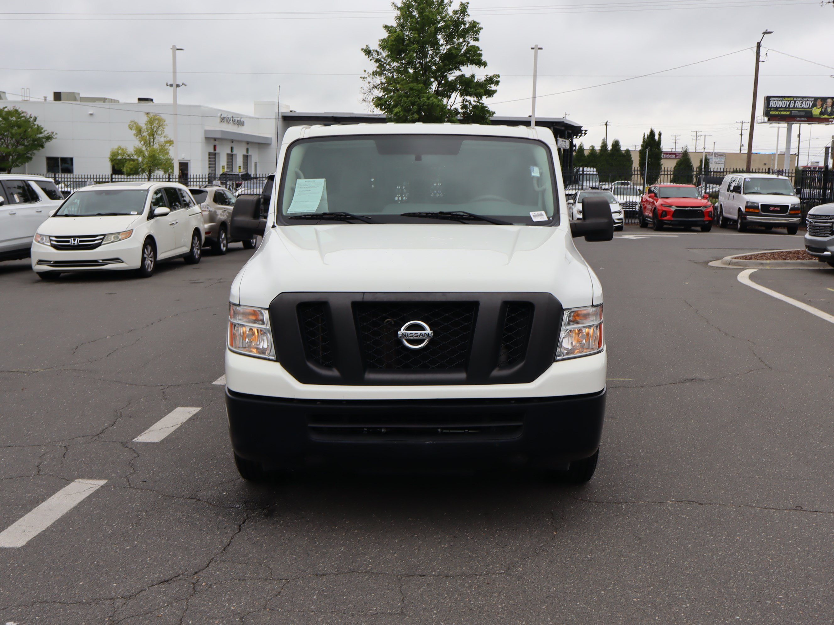 Used 2021 Nissan NV 2500 SV w/ Back Door Glass Package RWD image 3
