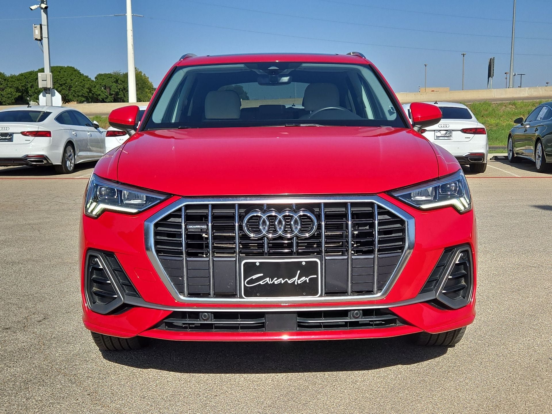 Certified 2025 Audi Q3 2.0T Premium AWD/4WD image 10