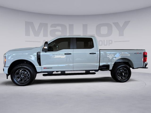 Used 2025 Ford F250 XL w/ STX Appearance Package AWD/4WD image 2