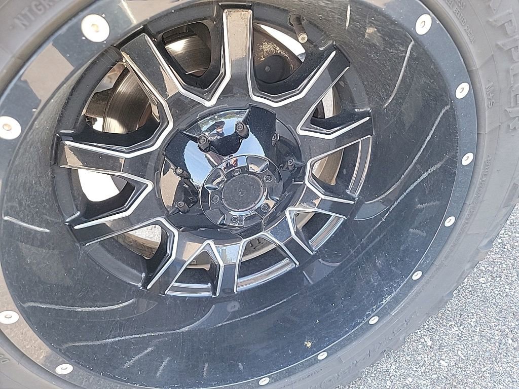 Used 2011 Chevrolet Silverado 2500 LTZ w/ LTZ Plus Package image 35