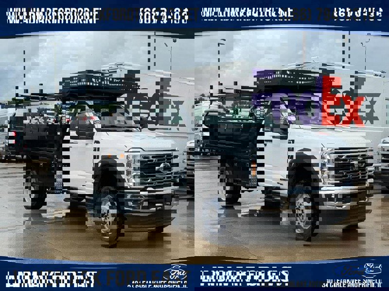 New 2025 Ford F450 XL w/ XL Chrome Package image 23
