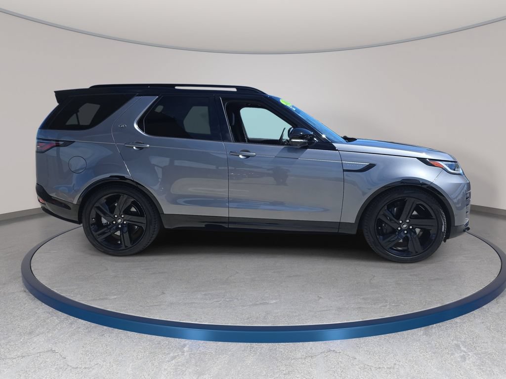 Certified 2025 Land Rover Discovery Dynamic SE AWD/4WD image 4
