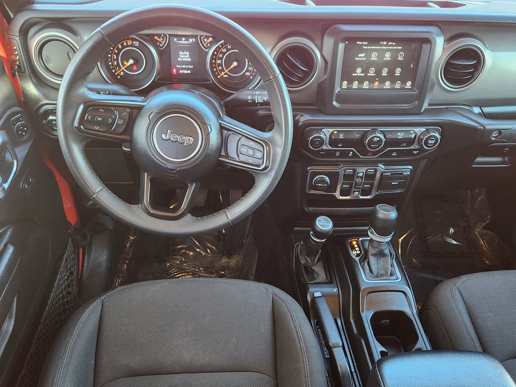 Used 2023 Jeep Gladiator Sport AWD/4WD image 3