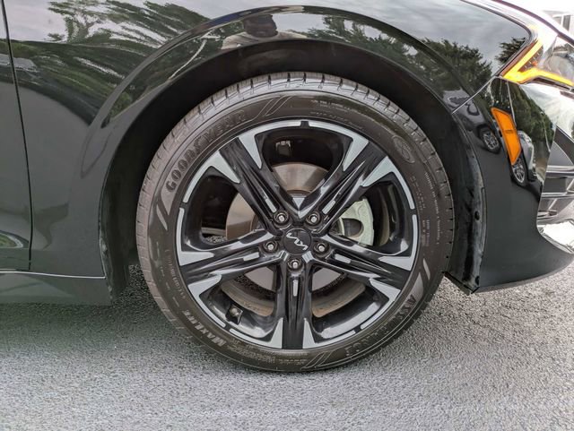 Used 2023 Kia K5 GT-Line w/ GT-Line Premium Package AWD/4WD image 11