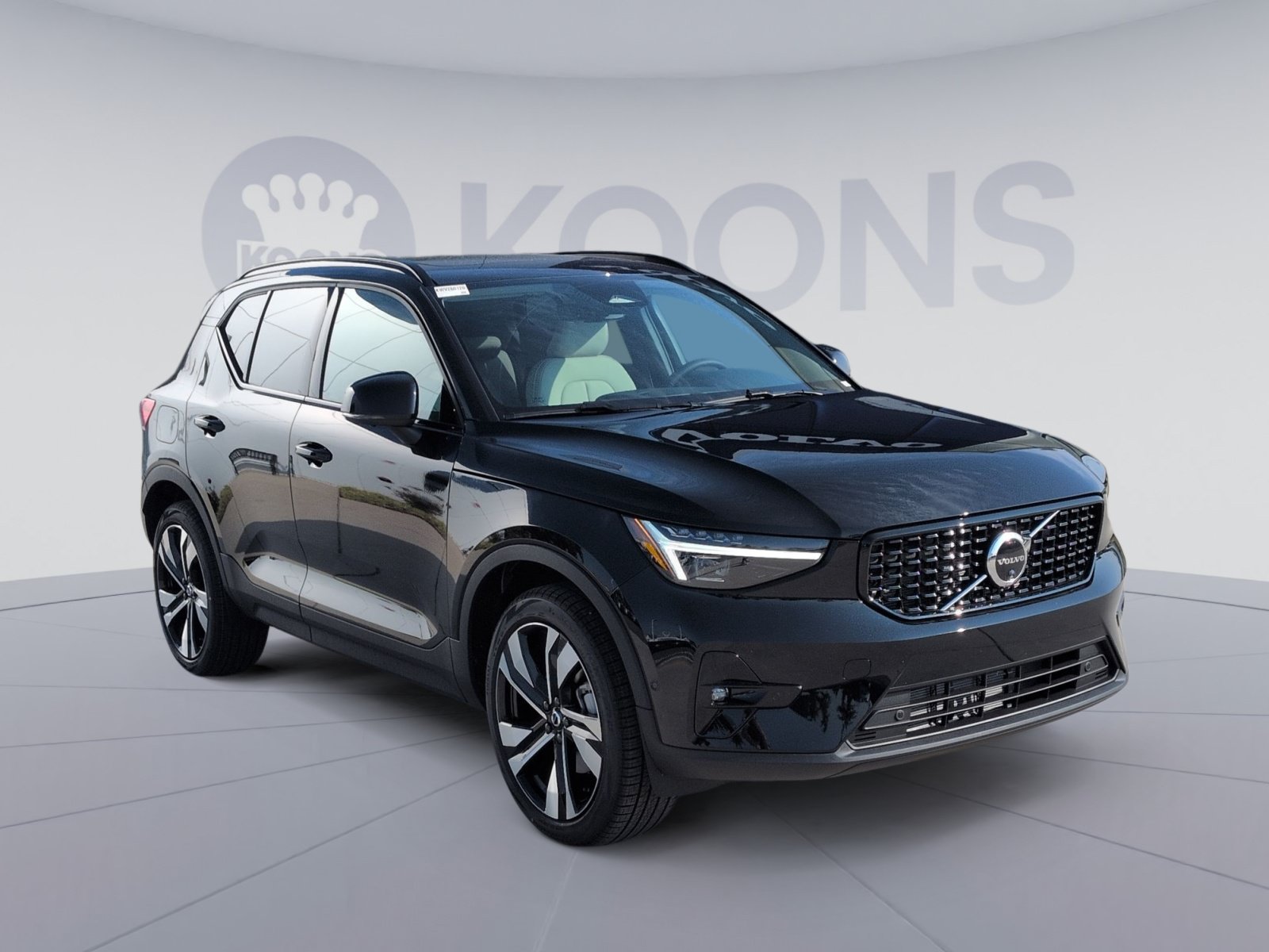 New 2026 Volvo XC40 B5 Ultra w/ Protection Package Premier AWD/4WD image 10