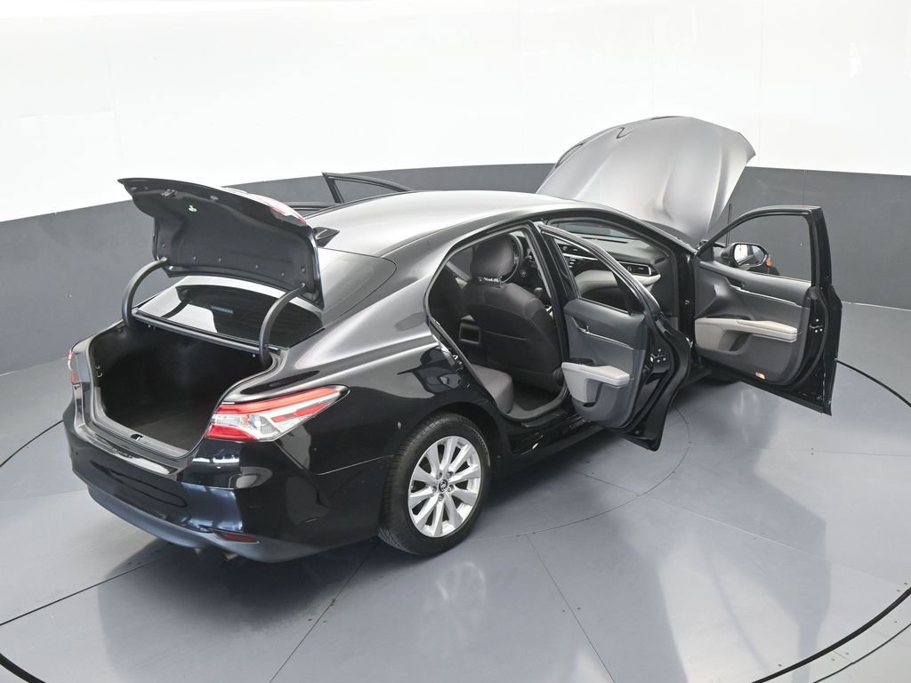 Used 2019 Toyota Camry LE image 67