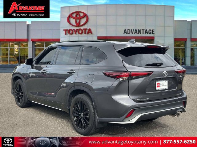 Used 2024 Toyota Highlander XSE AWD/4WD image 10
