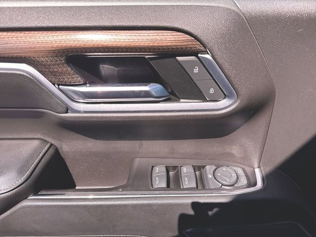 Used 2022 Chevrolet Silverado 1500 LT image 23