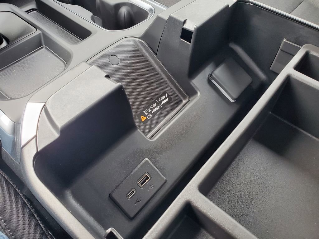 New 2026 Chevrolet Silverado 1500 RST w/ Rally Edition AWD/4WD image 27