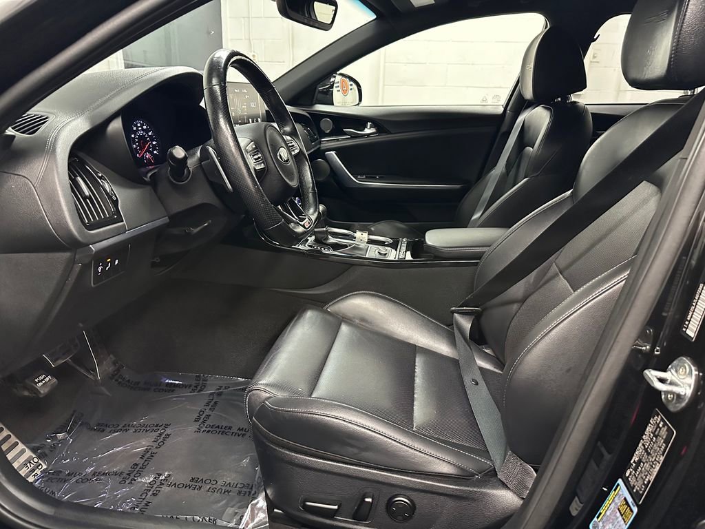 Used 2020 Kia Stinger GT-Line w/ Sun & Sound Package AWD/4WD image 19