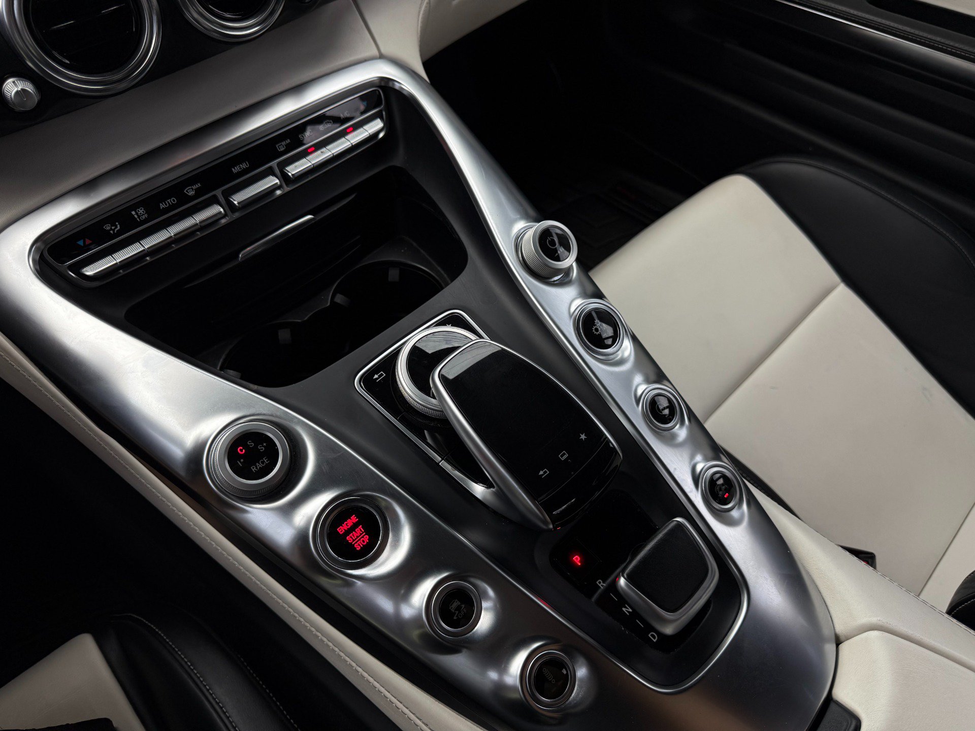 Used 2016 Mercedes-Benz AMG GT S image 25