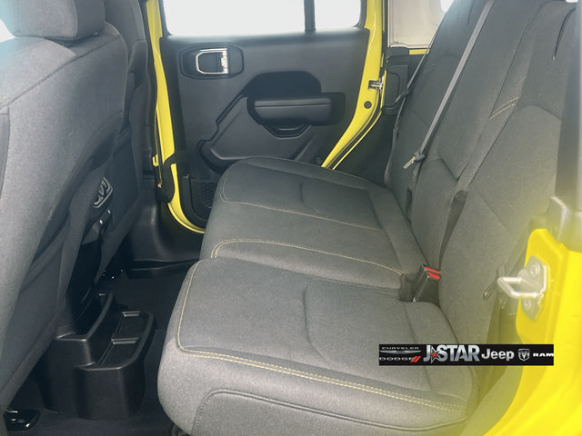 Used 2024 Jeep Wrangler Unlimited AWD/4WD image 9