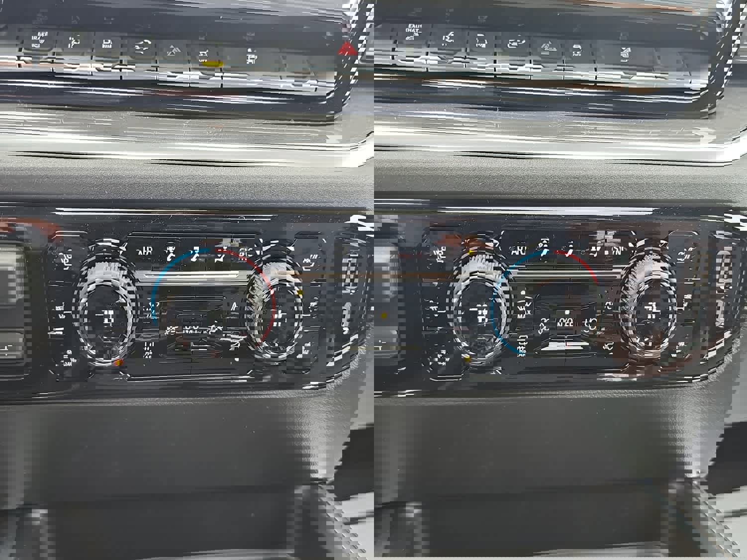 New 2026 Chevrolet Silverado 3500 High Country w/ High Country Premium Package AWD/4WD image 21