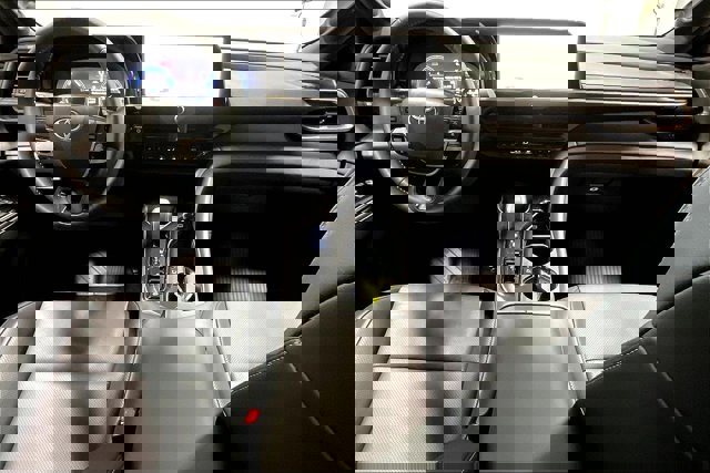 Used 2026 Toyota Crown Limited image 15