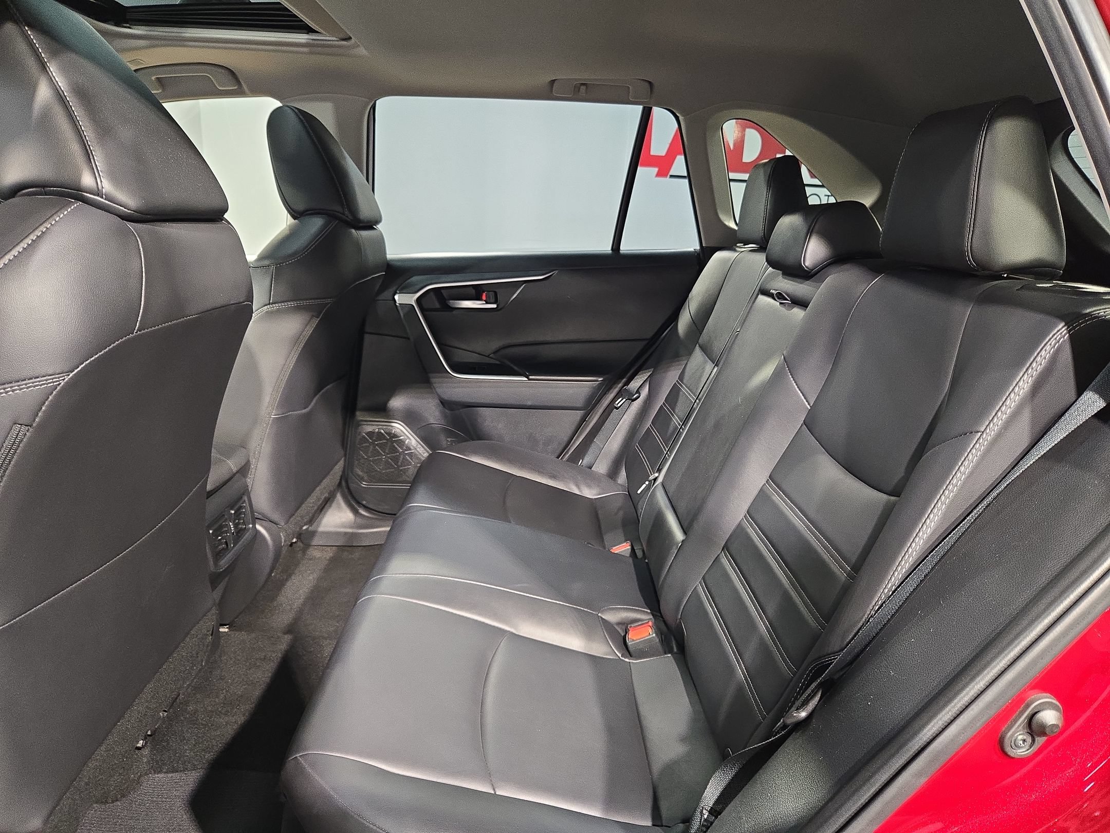 Used 2023 Toyota RAV4 XLE Premium AWD/4WD image 37
