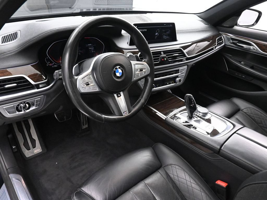 Used 2020 BMW 750i xDrive w/ M Sport Package AWD/4WD image 10