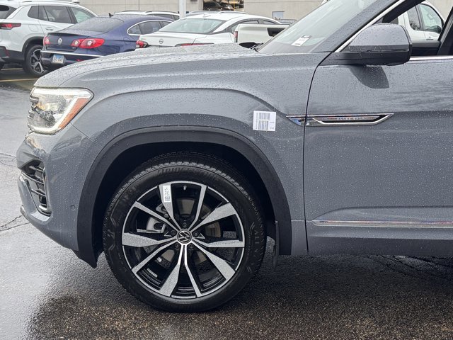 New 2026 Volkswagen Atlas Cross Sport SEL Premium R-Line image 25