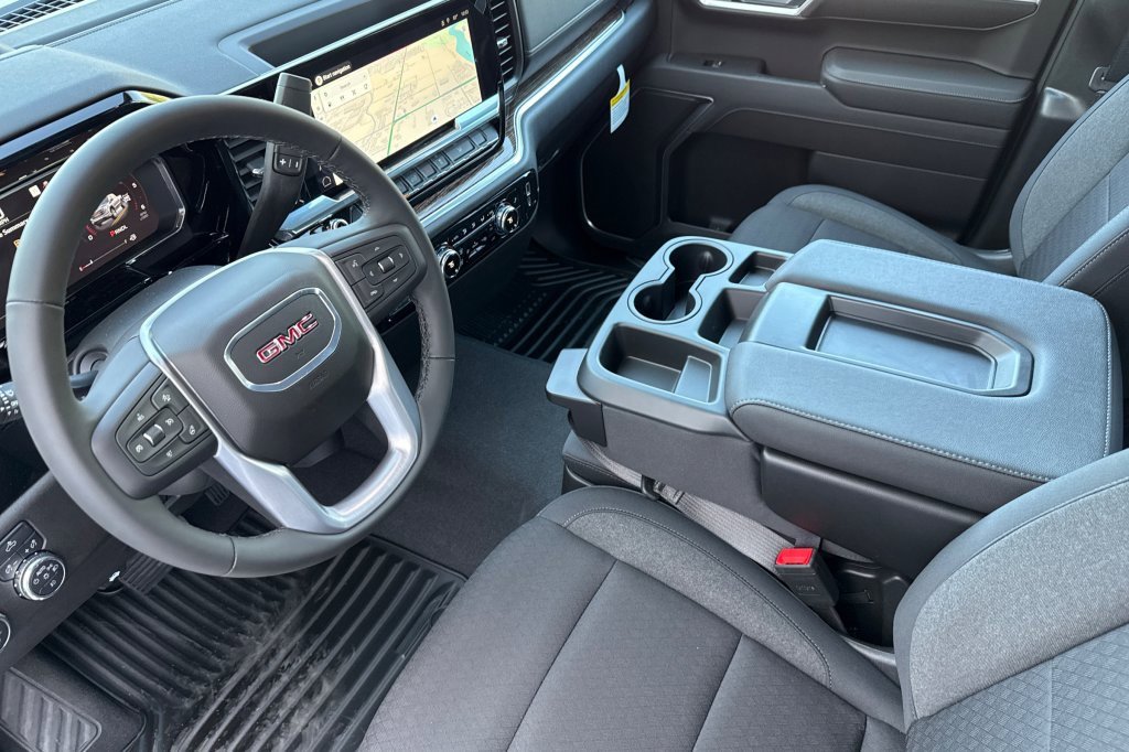 New 2026 GMC Sierra 1500 Elevation image 7