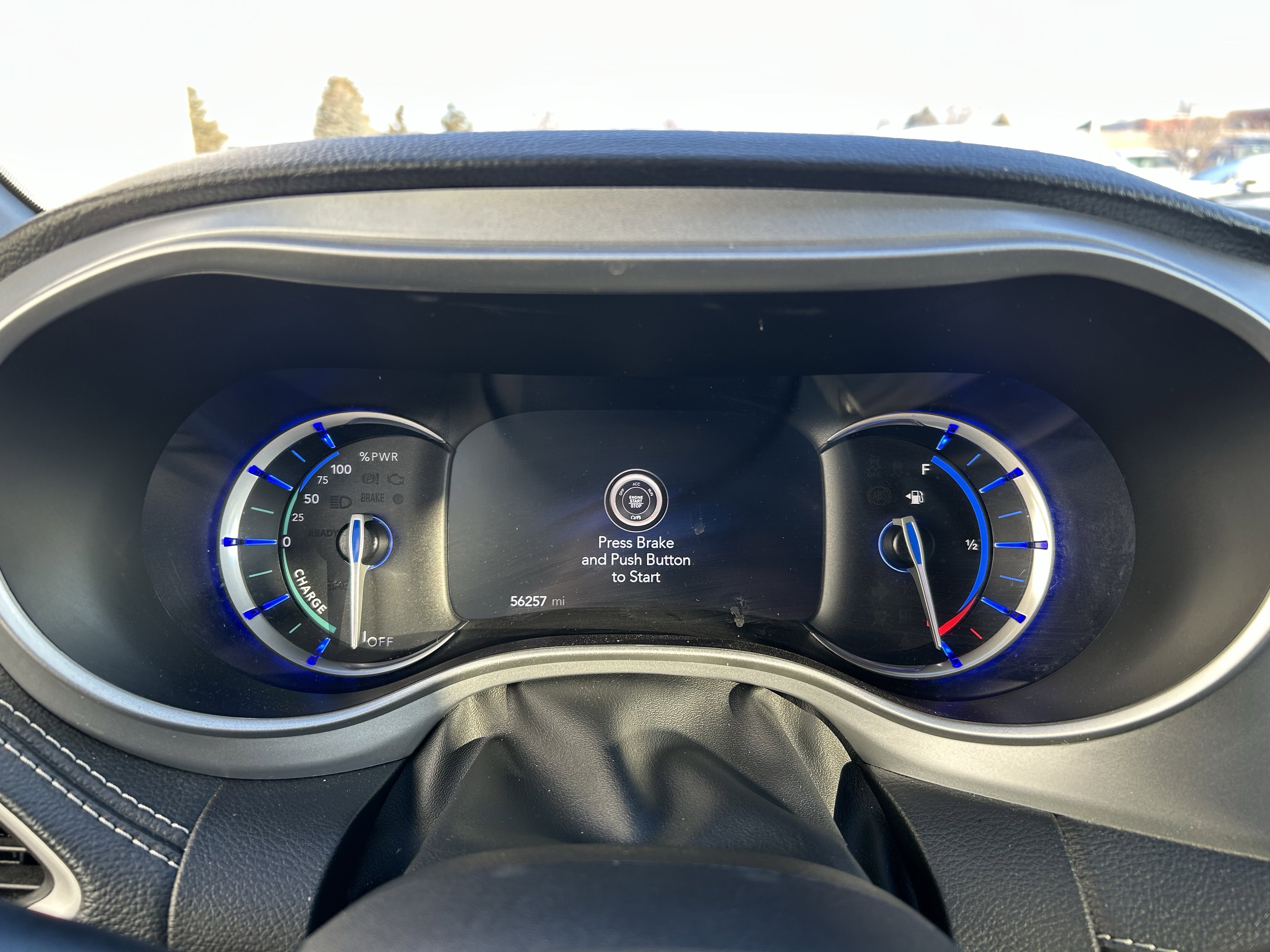 Used 2024 Chrysler Pacifica Limited image 26