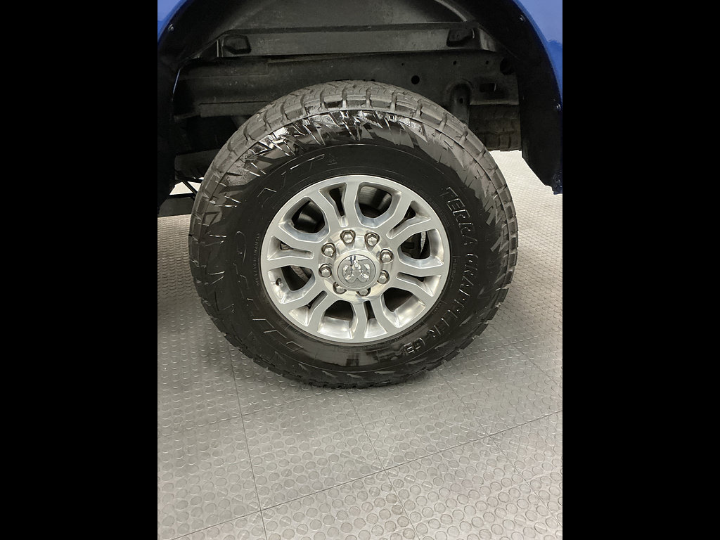 Used 2017 RAM 2500 Tradesman w/ Chrome Appearance Group AWD/4WD image 30