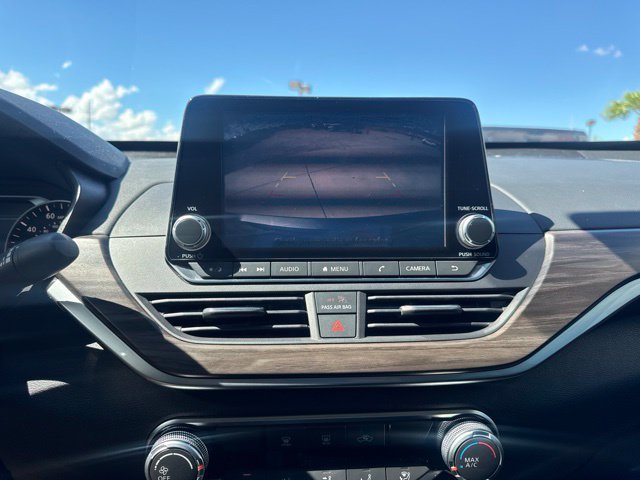 Used 2023 Nissan Altima 2.5 SV FWD image 21
