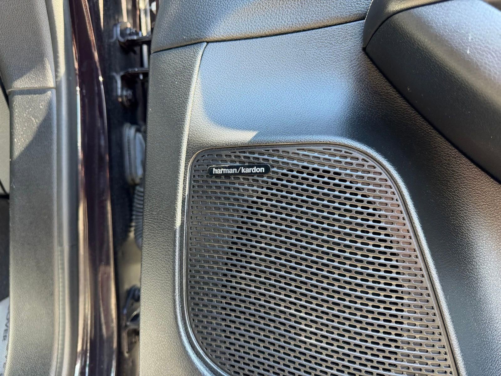 Used 2019 Chrysler Pacifica Touring-L Plus w/ Advanced Safetytec Group image 13