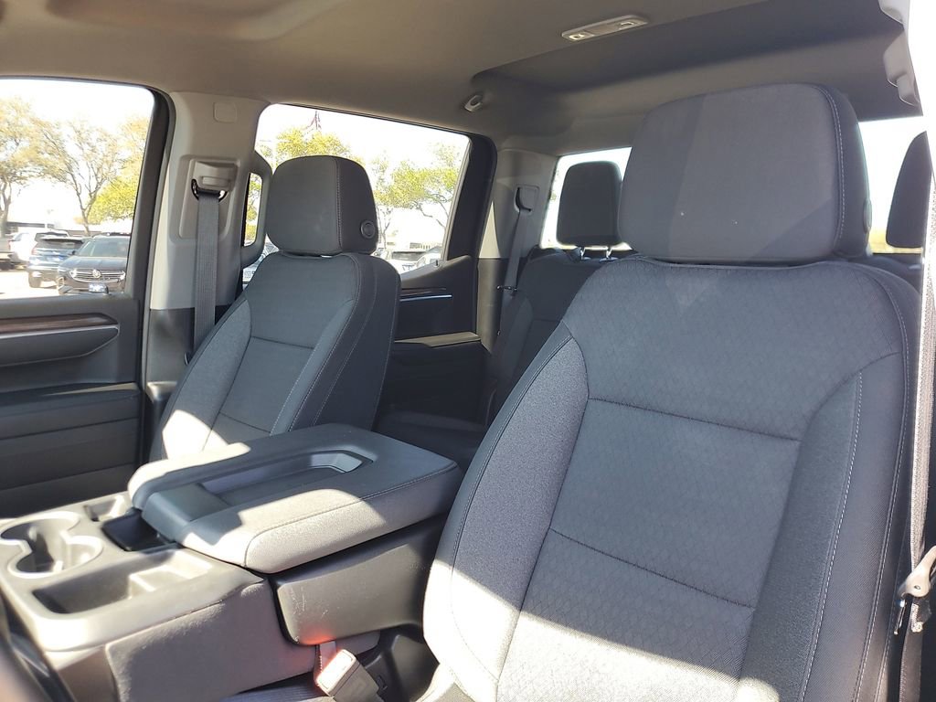 Used 2025 Chevrolet Silverado 1500 LT image 14