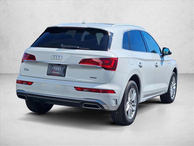 Used 2023 Audi Q5 2.0T Premium w/ Convenience Package image 5