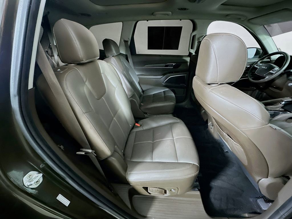 Used 2022 Kia Telluride SX w/ Nightfall Edition Package image 11