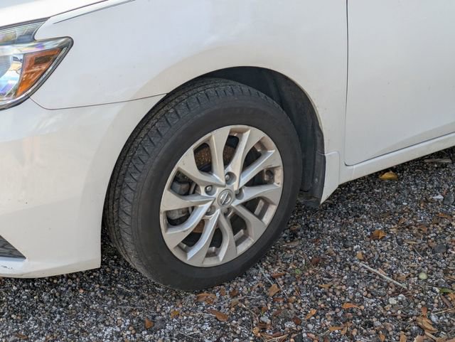 Used 2018 Nissan Sentra SV image 5
