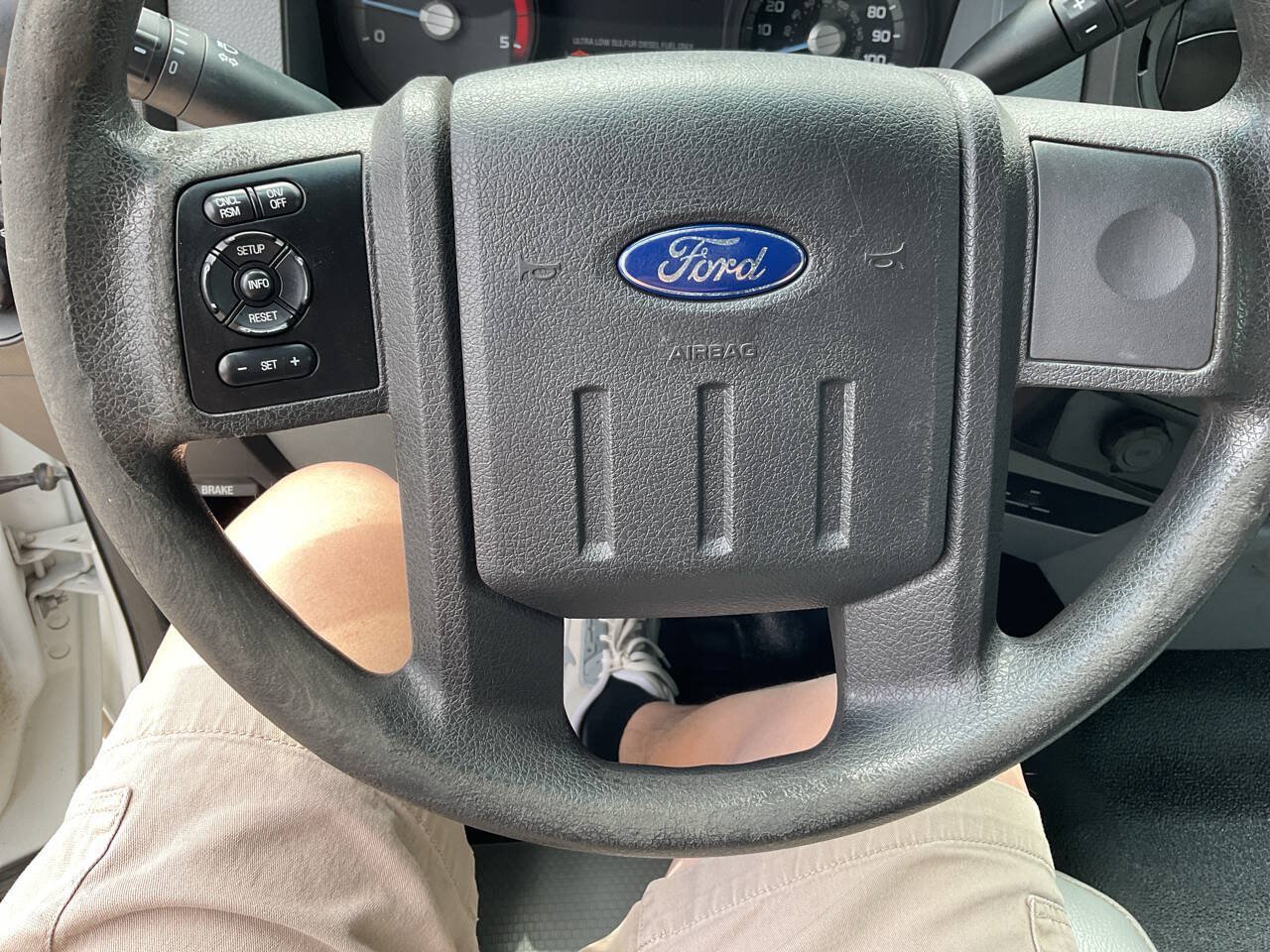 Used 2012 Ford F550 2WD Regular Cab Super Duty w/ Payload Upgrade Pkg image 30