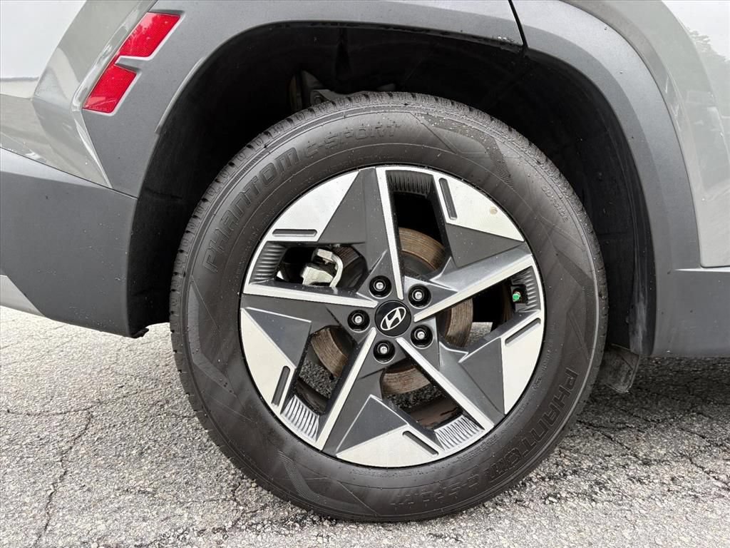 Used 2025 Hyundai Tucson SEL FWD image 26