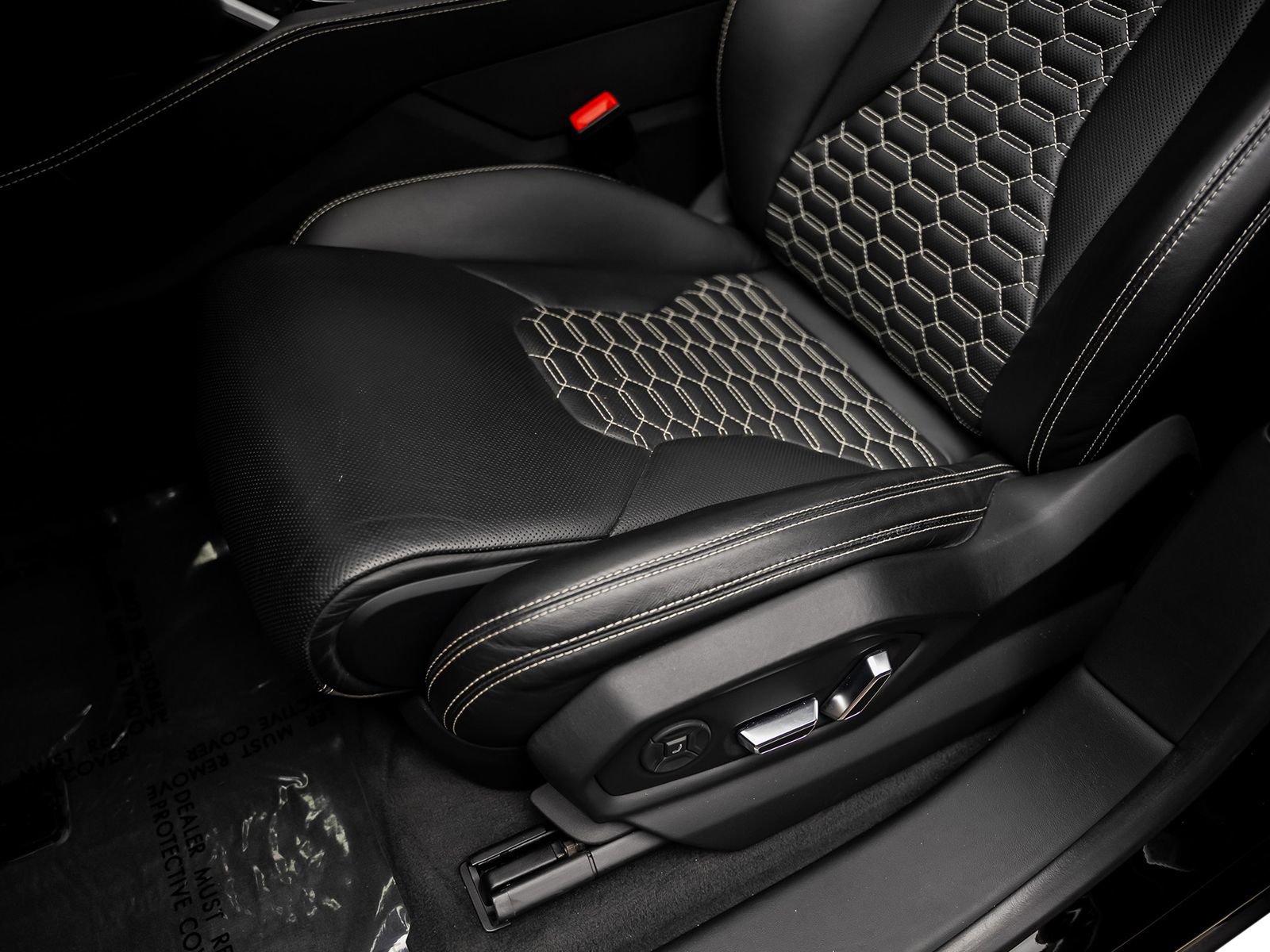 Used 2020 Lamborghini Urus image 32