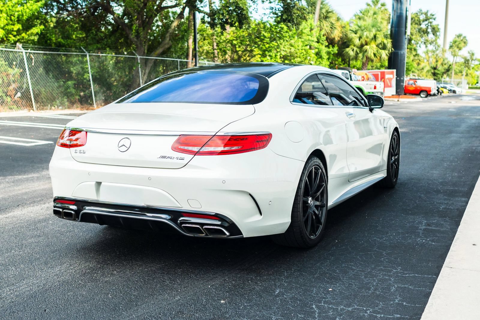 Used 2016 Mercedes-Benz S 63 AMG 4MATIC Coupe w/ Driver Assistance Package image 11