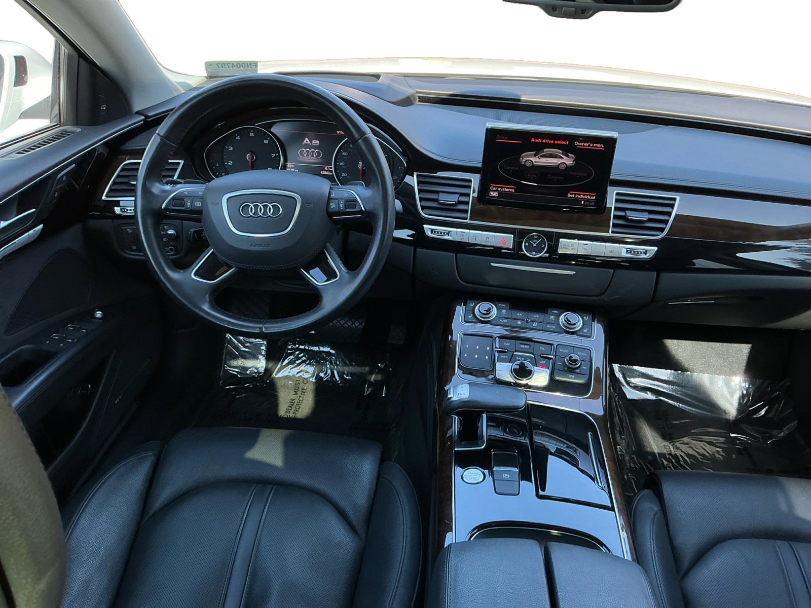 Used 2015 Audi A8 L 3.0T w/ Premium Package image 14