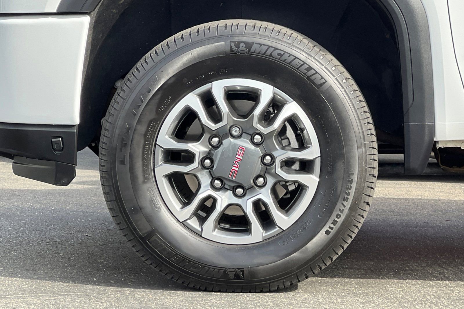 Used 2023 GMC Sierra 2500 AT4 w/ AT4 Preferred Package image 38