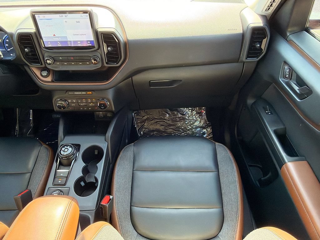 Used 2023 Ford Bronco Sport Outer Banks w/ Tech Package AWD/4WD image 17