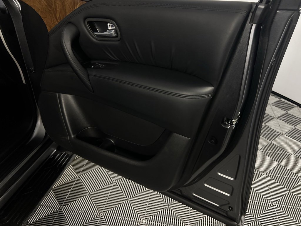 Used 2024 Nissan Armada SL image 33