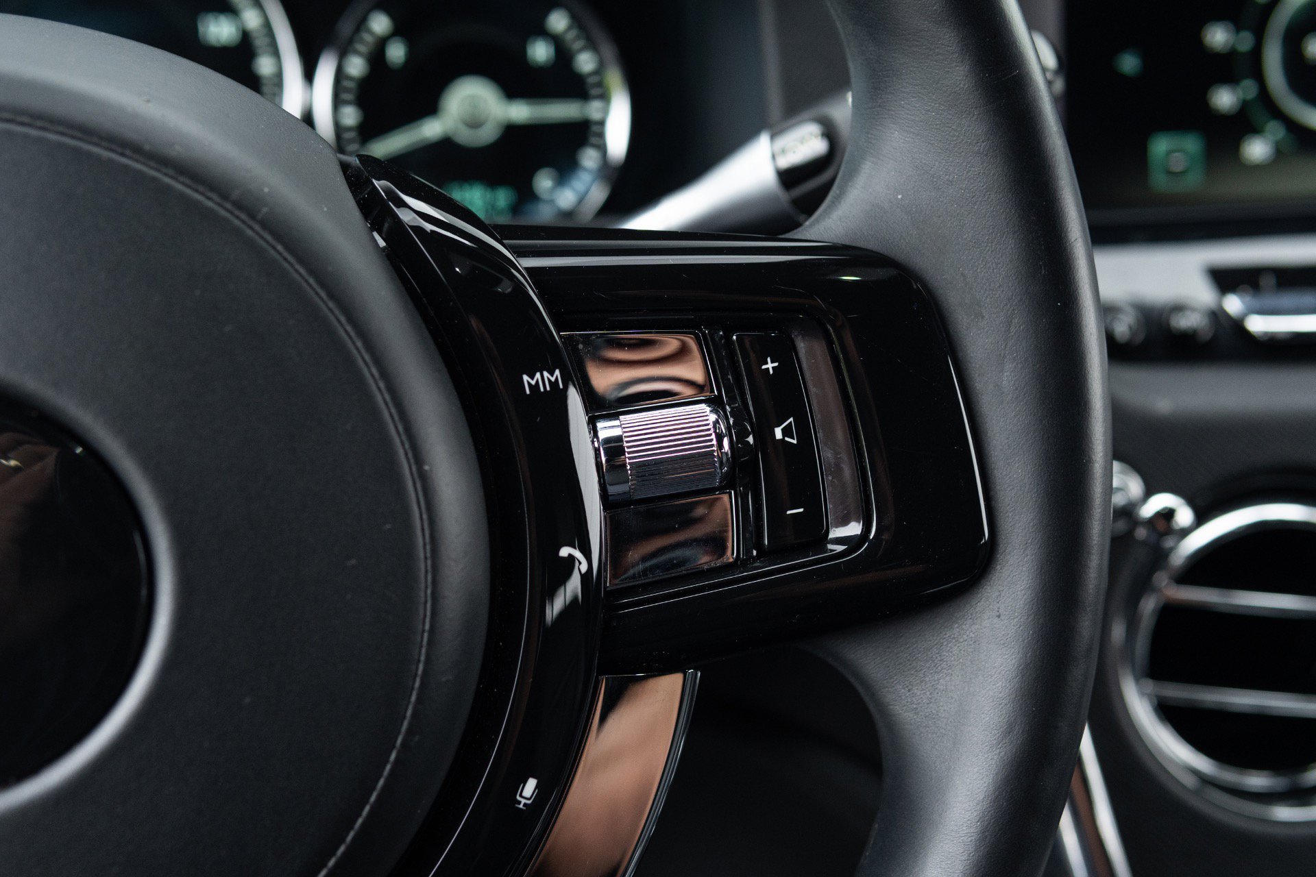 Used 2020 Rolls-Royce Cullinan image 45