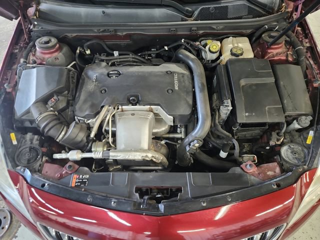 Used 2016 Buick Regal Premium w/ Driver Confidence Package #2 FWD image 30