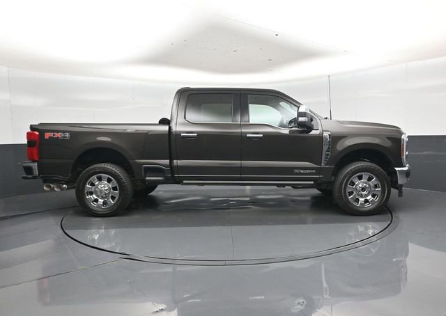 Used 2025 Ford F350 King Ranch w/ Chrome Package AWD/4WD image 2